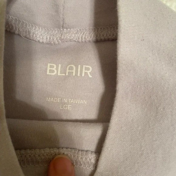 Blair beige Long Sleeve mock neck women’s tee. Large l - Picture 2 of 4